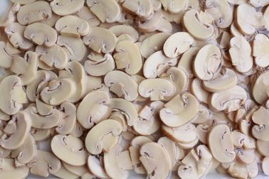 Geen Onzuiverheid blikte Gesneden Paddestoelen/Ingelegde Paddestoelen in die Typische Smaak inblikken