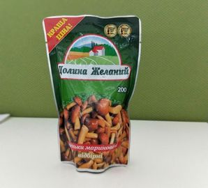 Het natuurlijke Gezondste Ingeblikte Geheel/de Plakken van de Champignonpaddestoel in Zak