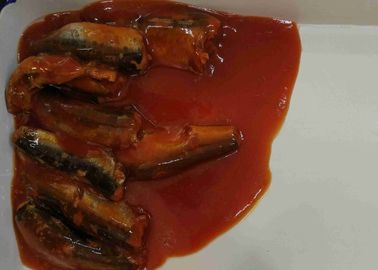 Ingeblikte Sardinevissen in Tomatensaus in Tin