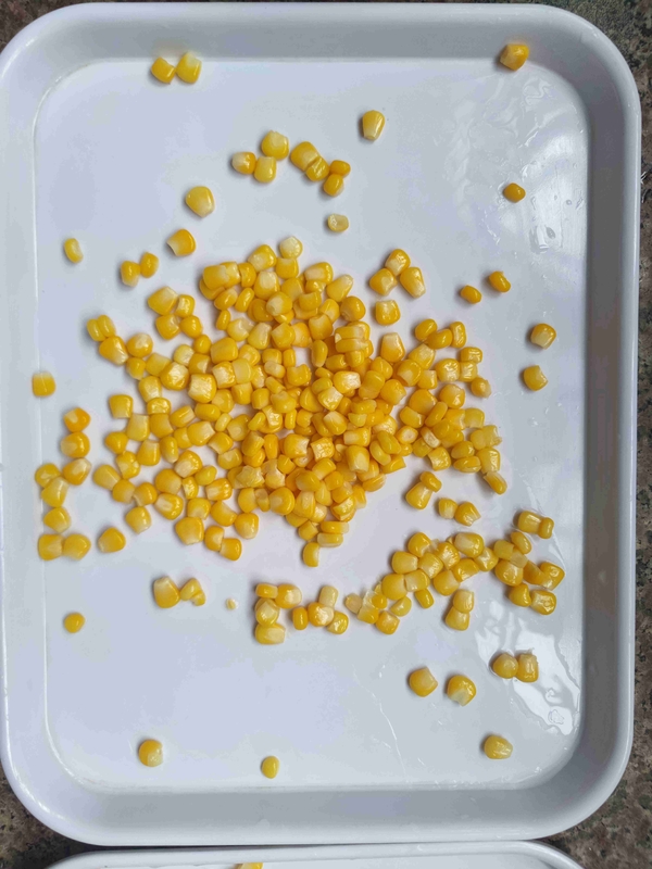 Afgelegd gewicht 840 g ingeblikt zoetmaïs gemaakt van vers zoetmaïs met suiker ingrediënt