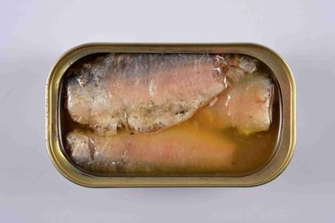 De lage Natrium Ingeblikte Sardinevissen in Olie, zouten Ingepakt Sardines Snel Voedsel